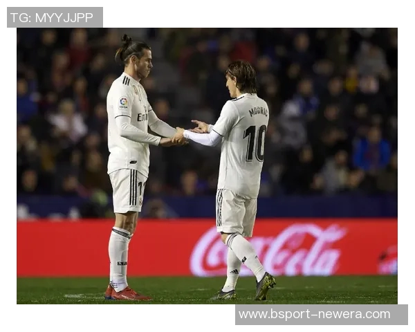 皇马友谊赛大胜热刺三球横扫全场引发转会热议