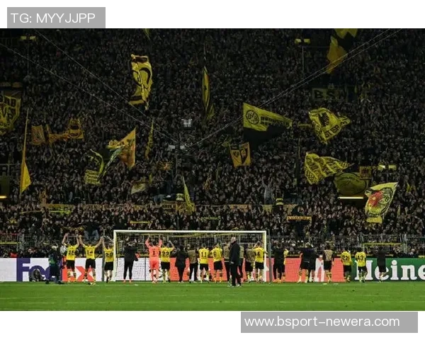 中超赛场惊现冷门多特蒙德逆转马竞乌龙球引发全场轰动